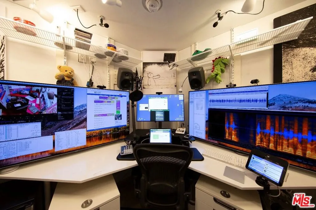 4447 Calhoun Avenue, Sherman Oaks, California 91423 home-pic-3